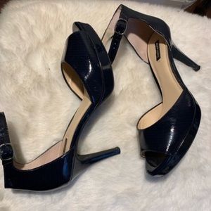 Alex Marie Navy Snake print heels
